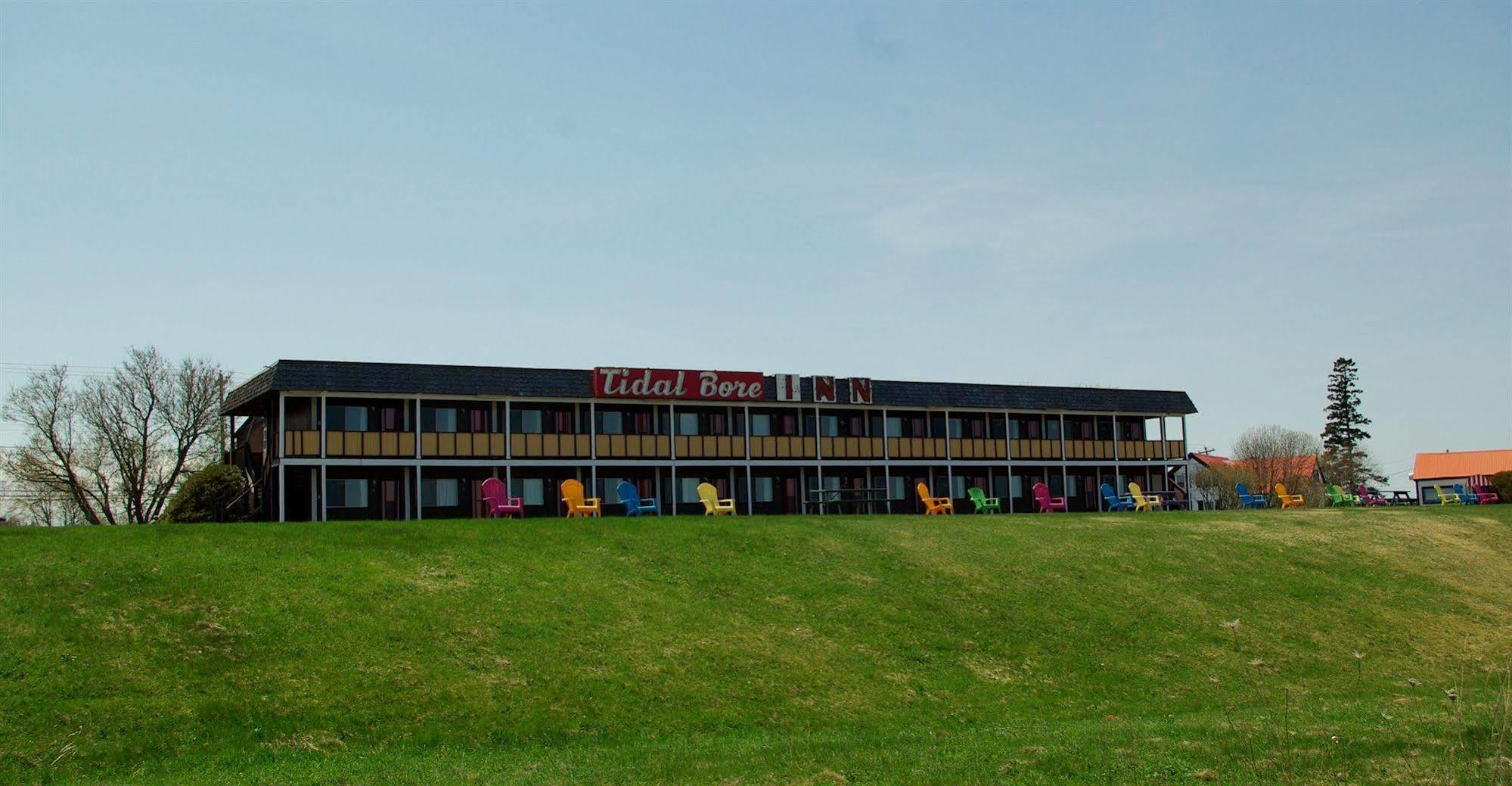 Tidal Bore Inn Truro Kültér fotó